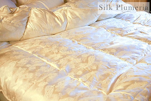 Queen Size Silk Covered Down Comforters sdcq