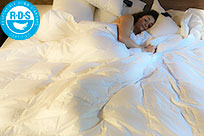 The Cascade Made&trade; 800 Fill Power Batiste Goose Down Comforter