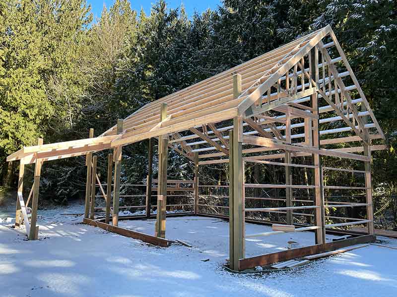 Trusses raised, rafters on, ready for roof! Trusses raised, rafters on, ready for roof!